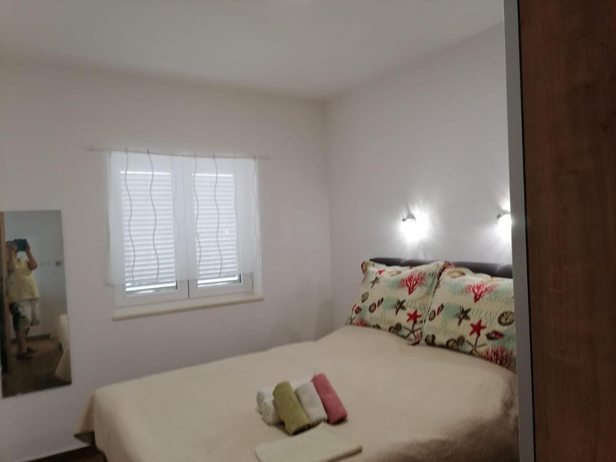 Apartments Villa Sibenik Primošten Εξωτερικό φωτογραφία