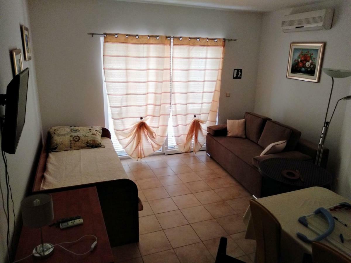 Apartments Villa Sibenik Primošten Εξωτερικό φωτογραφία